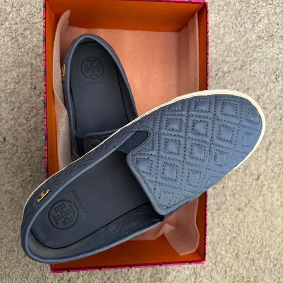 Tory Burch Jesse Quilted Leather Slip-On Sneakers Size 9 Blue, EUC - Picture 3 of 6